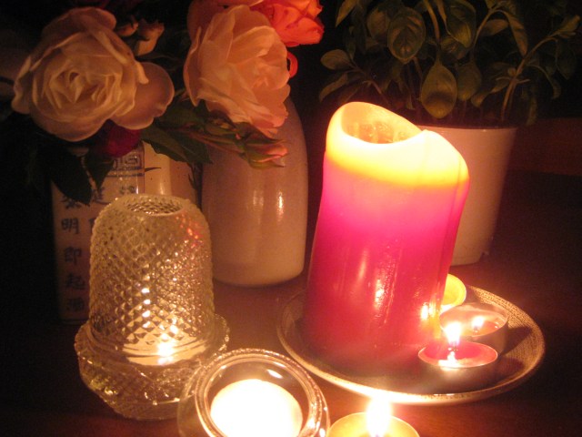 candlelight birthday dinner roses