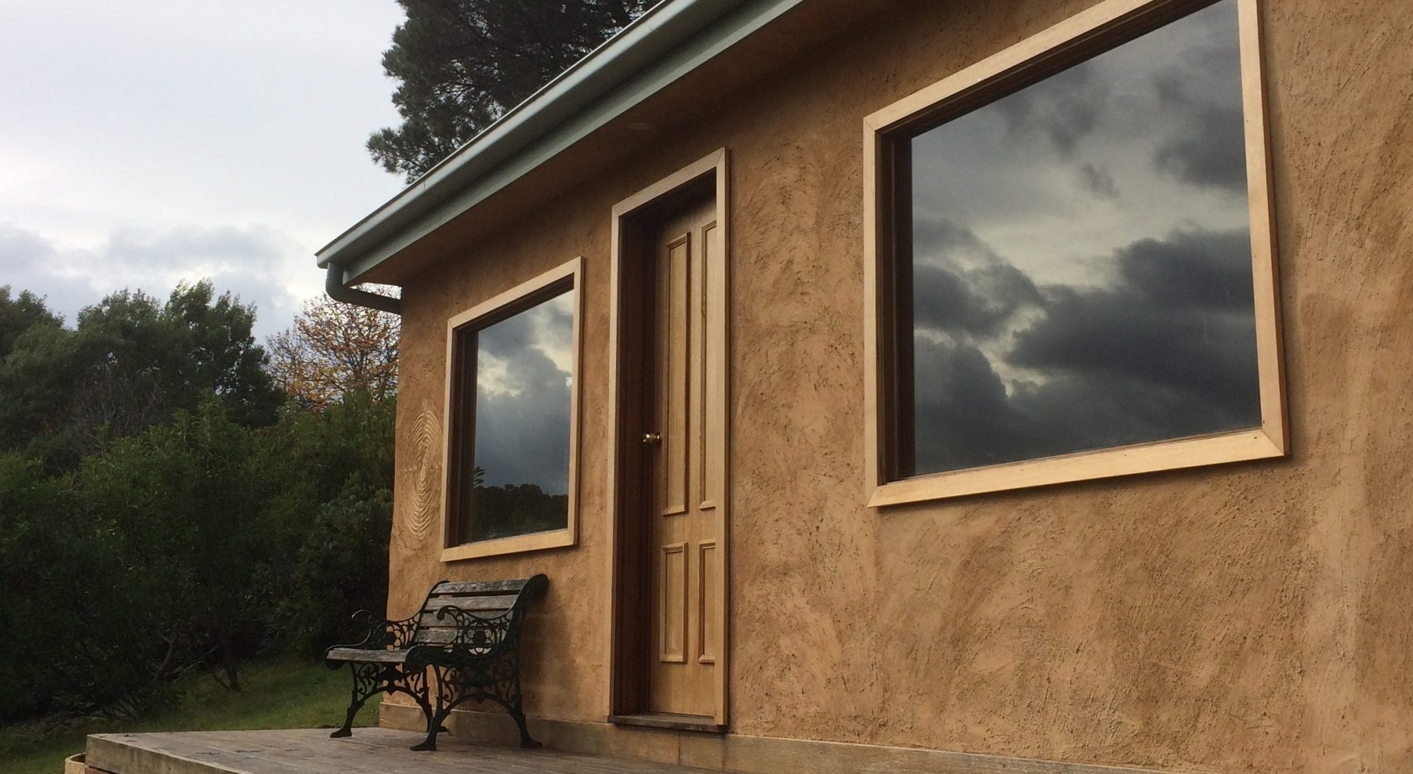 Davids cabin gembrook retreat centre